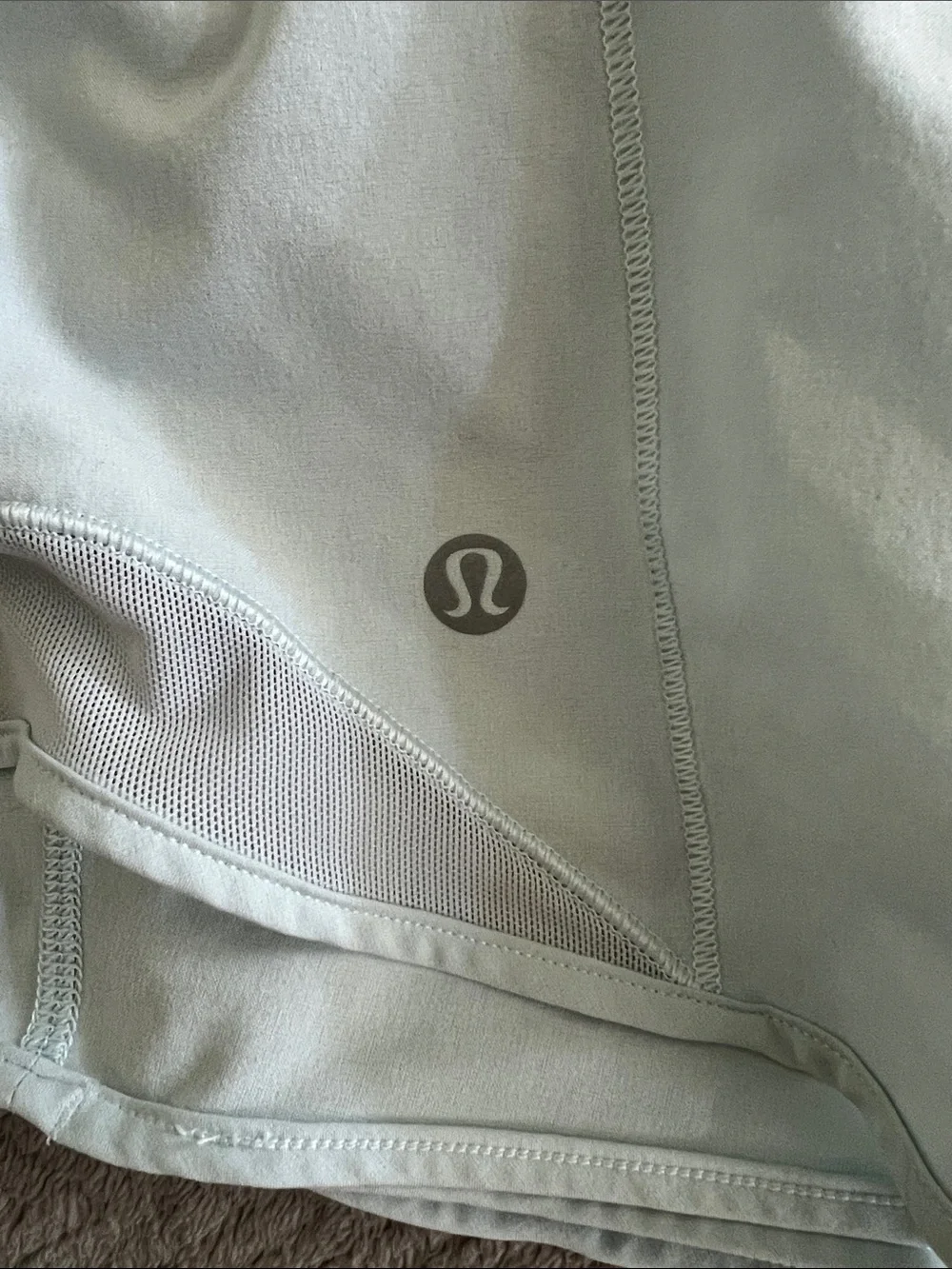 Lululemon Athletica Pastel Baby Blue Mid Rise Lined Hotty Hot Shorts Size 4